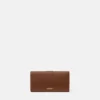 V Leather Wallet On Chain